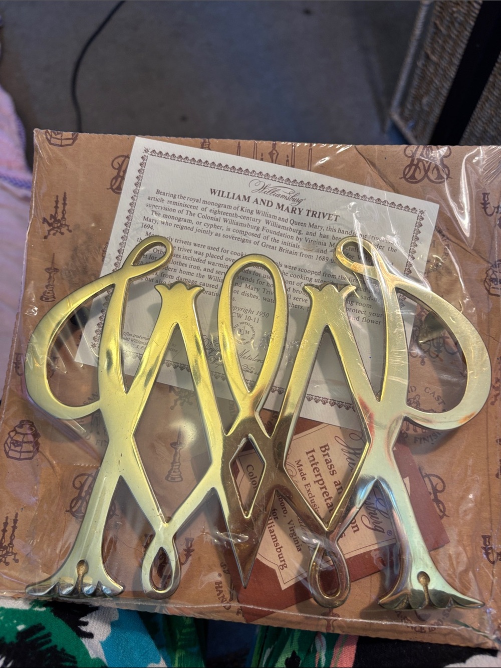 NWT NIB VINTAGE Virginia Metalcrafters solid brass Williamsburg "Willia